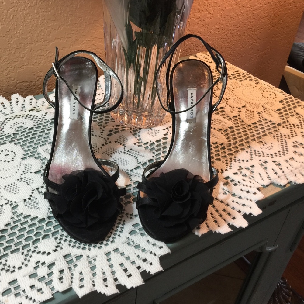 Beautiful Caparros party/wedding shoes.