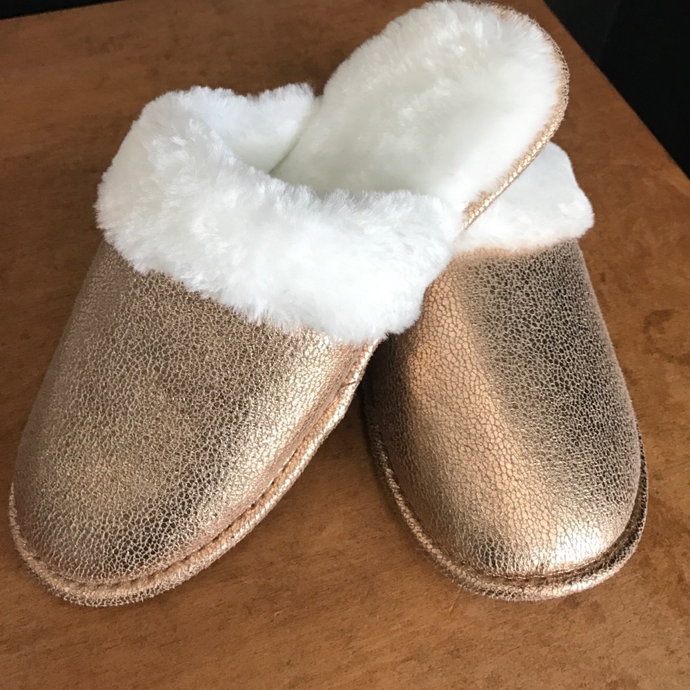 Slippers