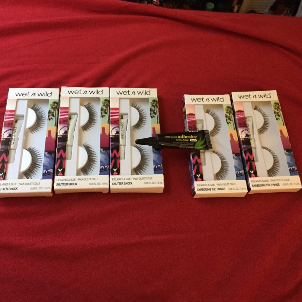 Wet n wild eyelashes + kiss eyelash adhesive