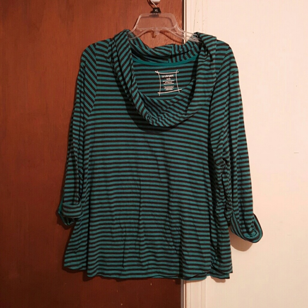 3/4 scoop neck striped blouse