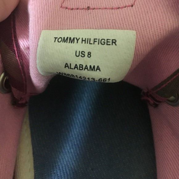 Tommy Hilfiger plaid shoes. Worn twice. Size 8. - Picture 4 of 4