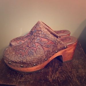 Ariat MCMXCIII, Never been worn!