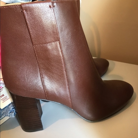 Nine West boots - Picture 3 of 4