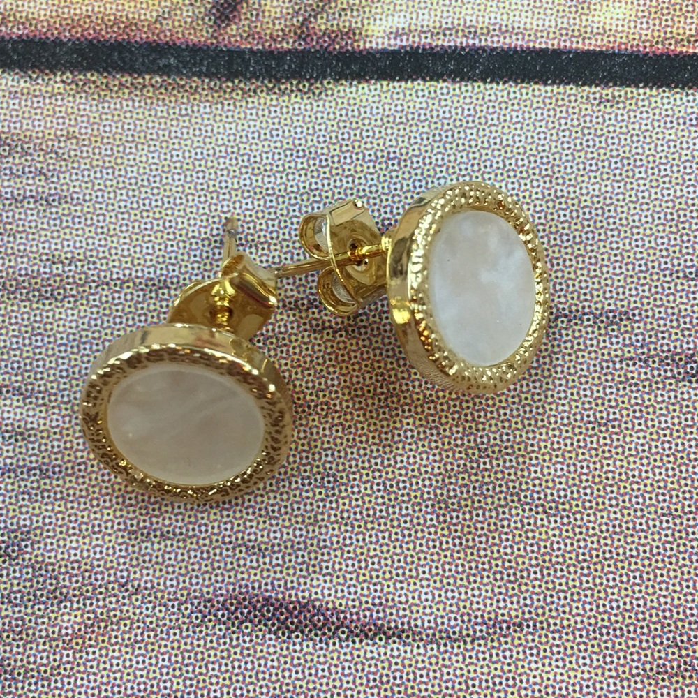 🌸CLEARANCE🌸Minimalist Chic Round Gold Earrings - Picture 4 of 5
