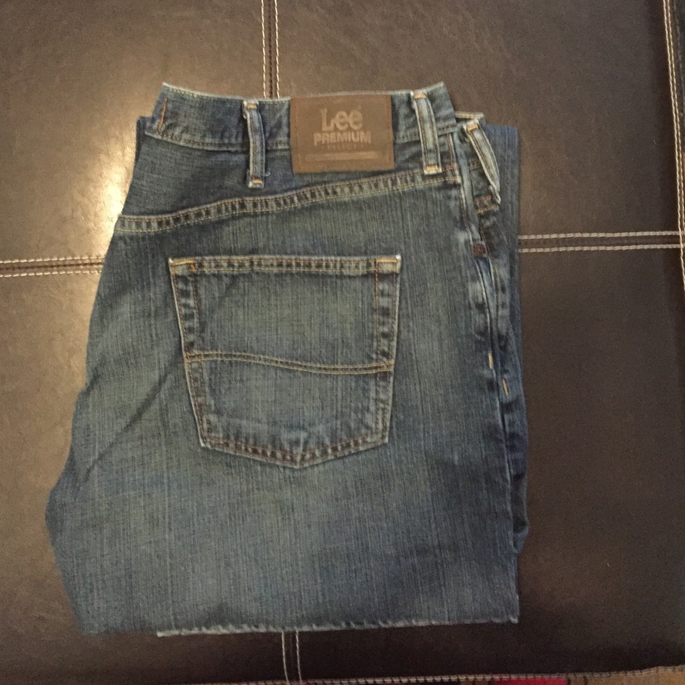 Men's Dark Blue Jeans