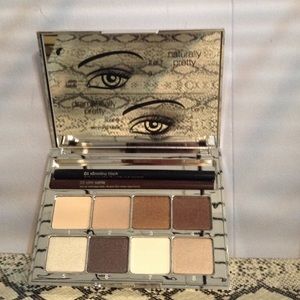 Clinique pretty easy eye palette
