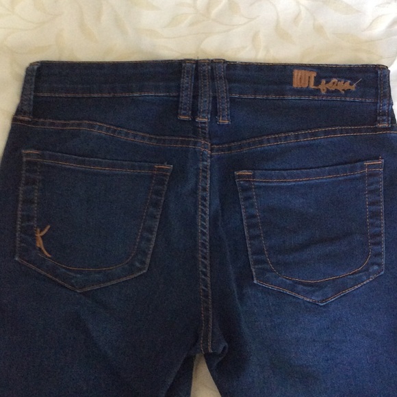 Kut Sienna Skinny Jean - Picture 2 of 3