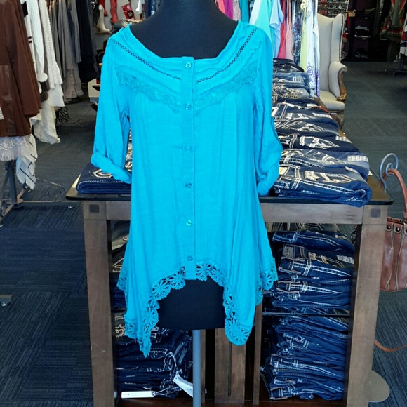 Urban Mango Turquoise with Floral Trimming Blouse - Picture 1 of 4