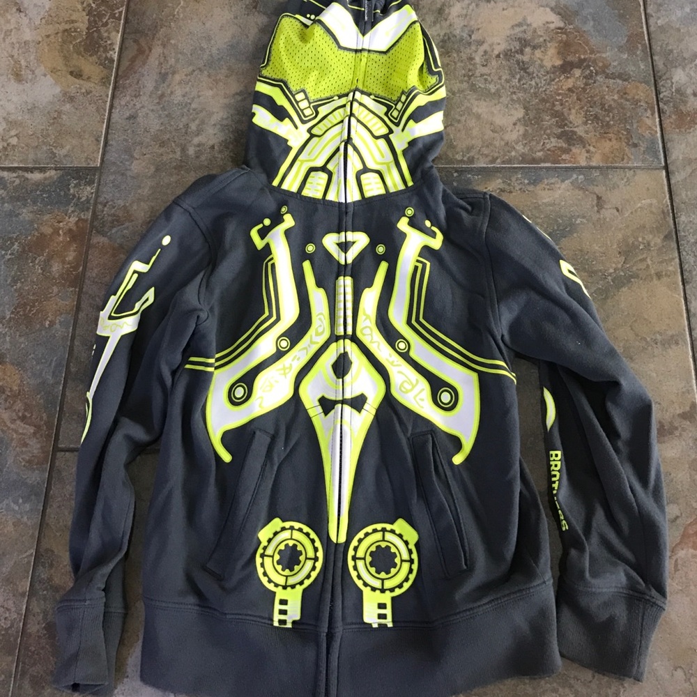 Lightweight sweatshirt/jacket