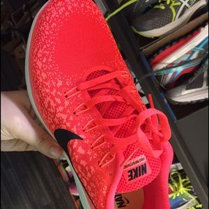 Women's Nike sneaker