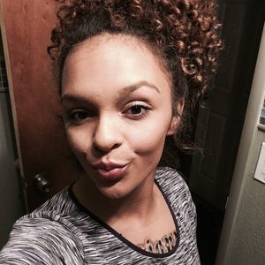 Meet your Posher, Gabriella