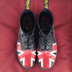 Dr. Martens AirWair Union Jack Boot