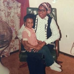 Meet your Posher, Sonia