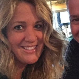 Meet your Posher, Melissia