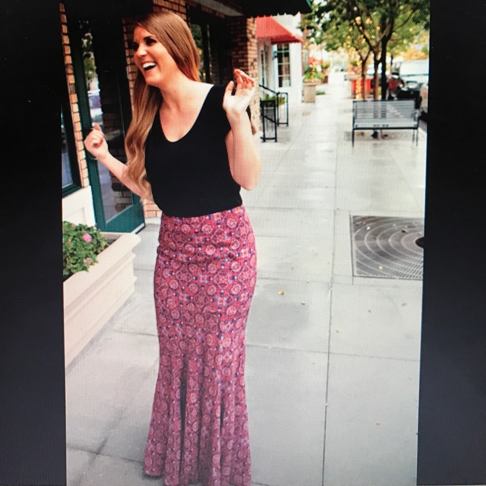 Forever 21 maxi tulip skirt