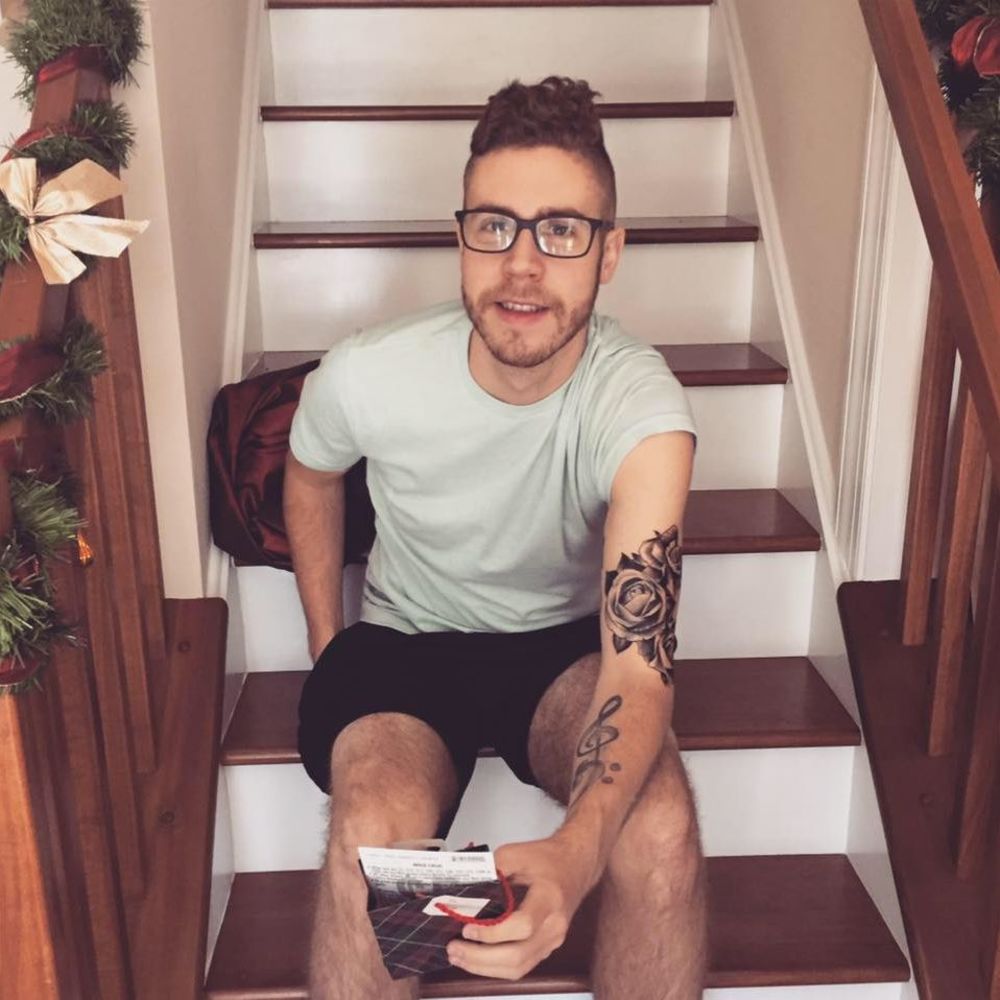 Meet your Posher, Alex