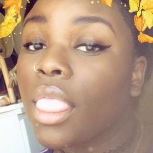 Meet your Posher, Mya