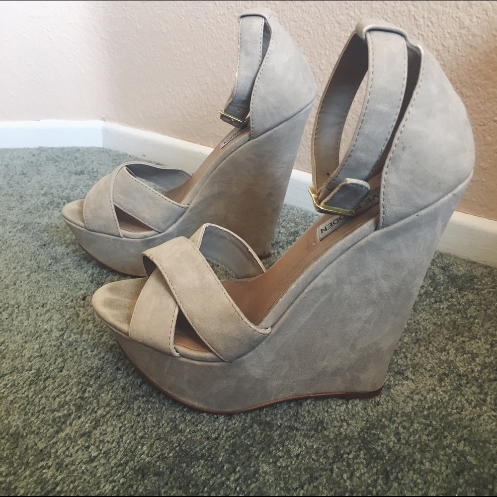 Steve Madden Xenon Nude Wedge Heels