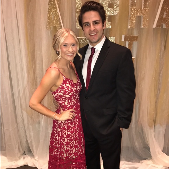 Meet your Posher, Taylor - Picture 2 of 2