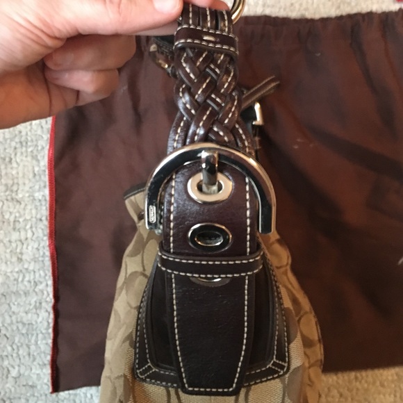 Coach signature large hobo shoulder purse - Picture 3 of 3