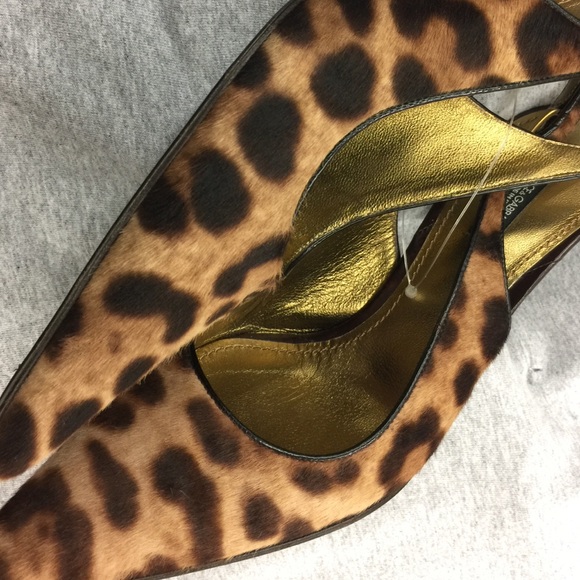 dolce and gabbana leopard heels