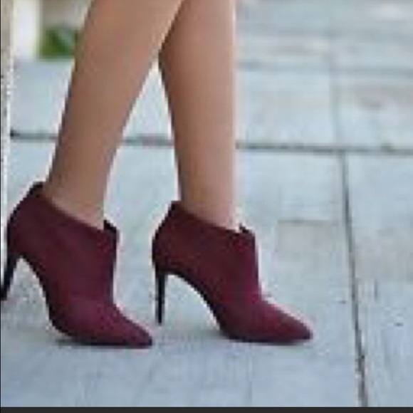 Zara Shoes - Zara burgundy booties
