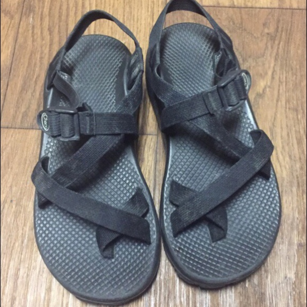Men's size 9 Chacos
