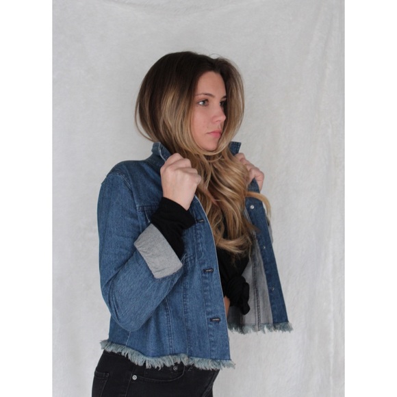 LAST|| Frayed denim jacket - Picture 3 of 6