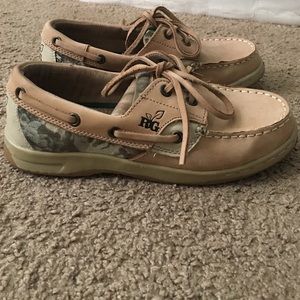 Realtree girl camo sperry