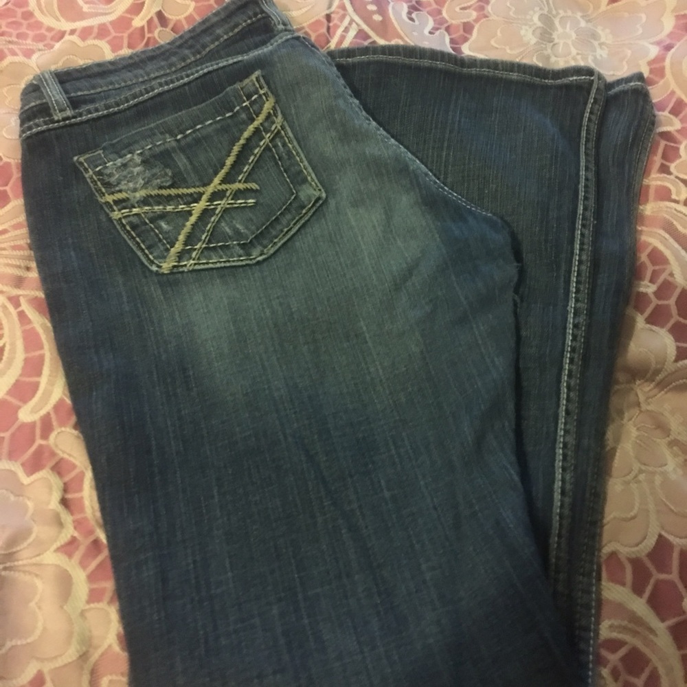 💜SOLD💜 BKE Sabrina Stretch 32/31.5