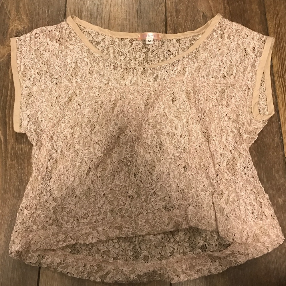 Creme lace tee