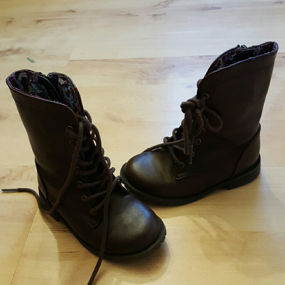 Toddler combat style boots