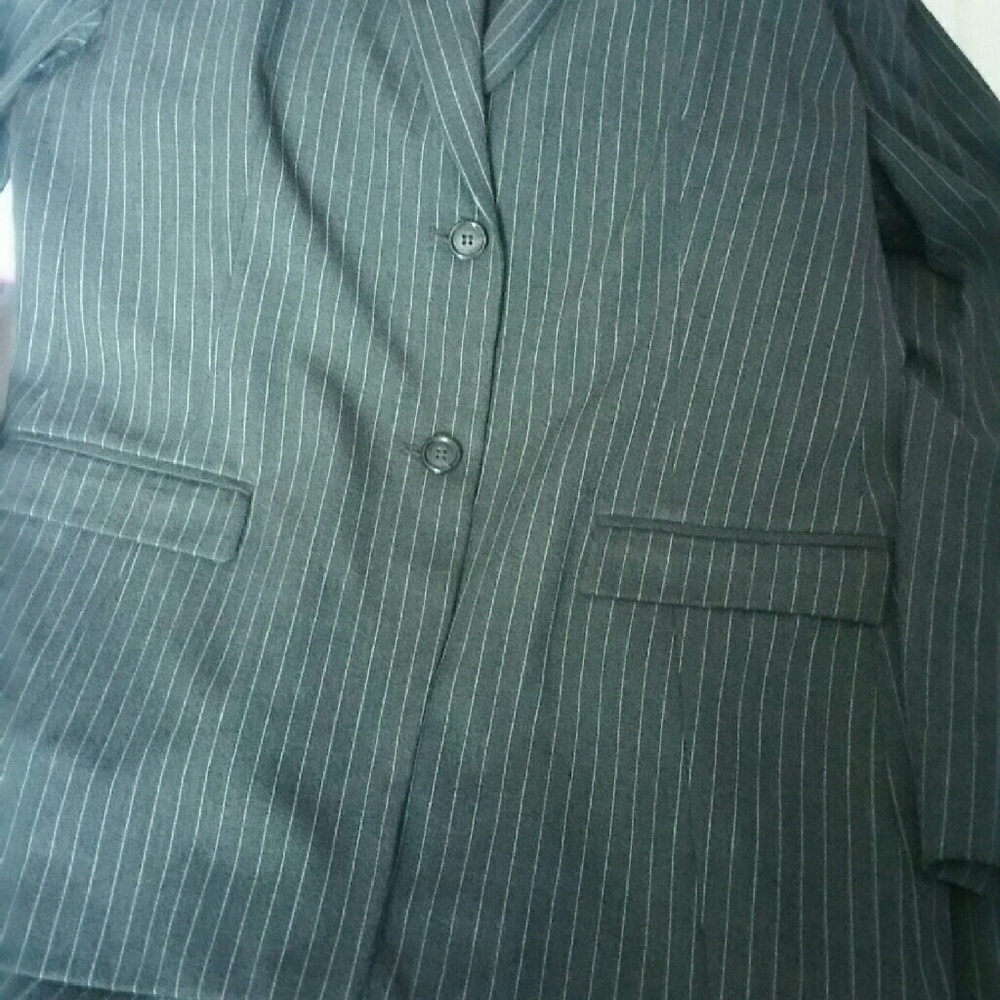 Women's  business/dress pants suit