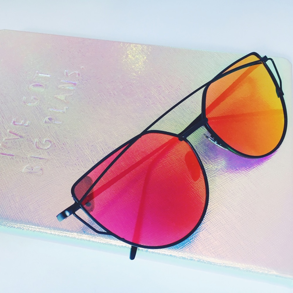 New! Red & Black Cat Eye Aviator Mirror Sunnies - Picture 6 of 6