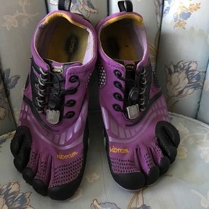 Vibram Five Fingers KSO Sport 39