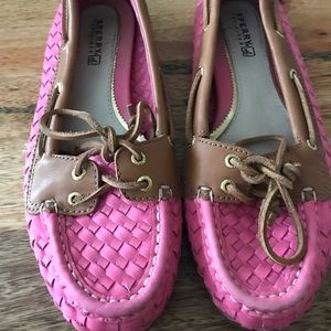 Rare Sperry Pink Size 6