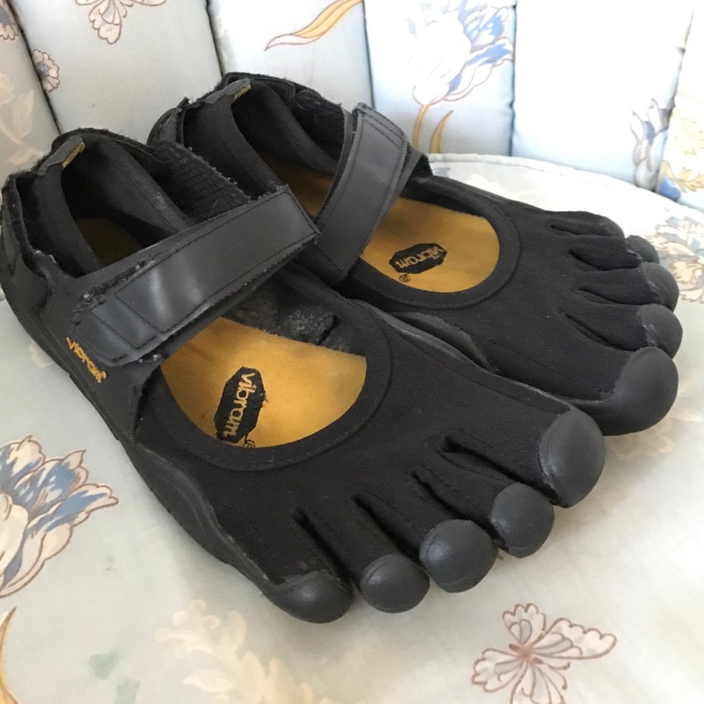 Vibram Fivefingers Sprint  Black Adjustable 40 9