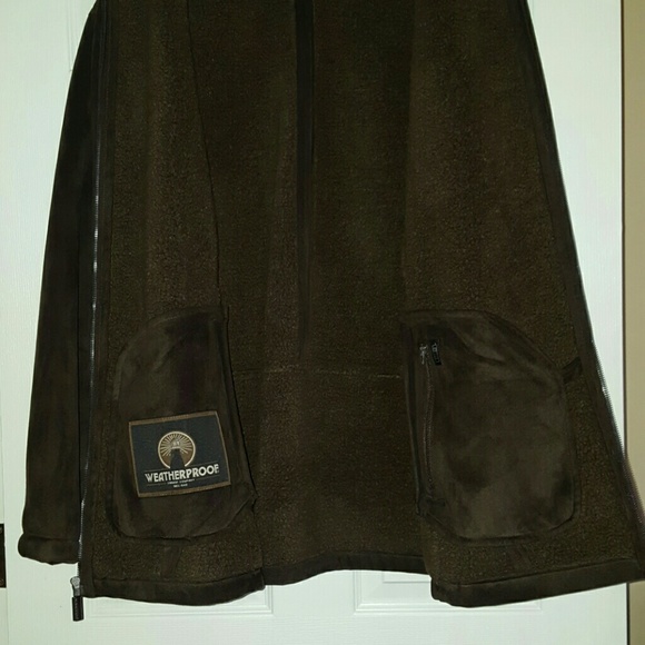 SOLD - Picture 3 of 4