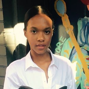 Meet your Posher, Demi