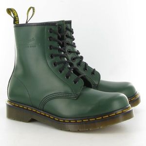 Dr. Martens 1460 Smooth Boot