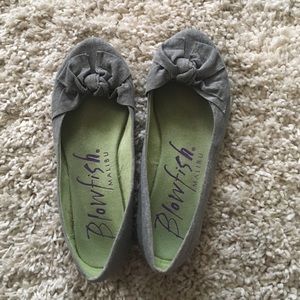 Blowfish bow tie flats, gray