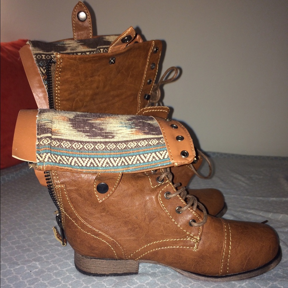 Fold-Down Combat Boots