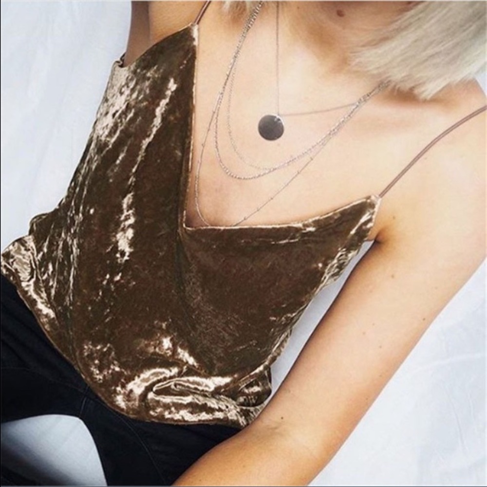 ❗️Restocking❗️NWT crushed velvet cami tank top - Picture 1 of 2