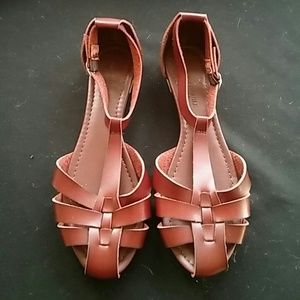 BURGUNDY SHOES LIKE NEW