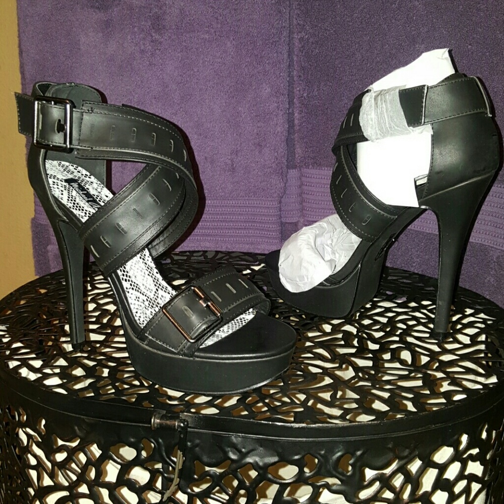 Micheal Antonio Heels