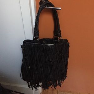 Fringe shoulder bag