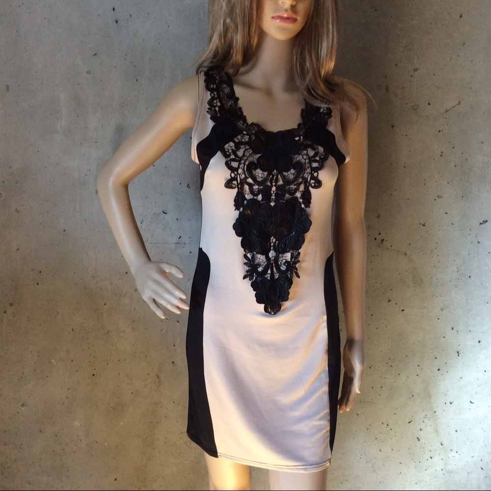 ๐ New Tan dress with lace up front stretchy midi - Picture 5 of 8