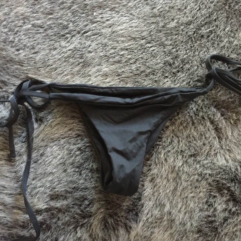 Black Tie 'Marley' Bottoms