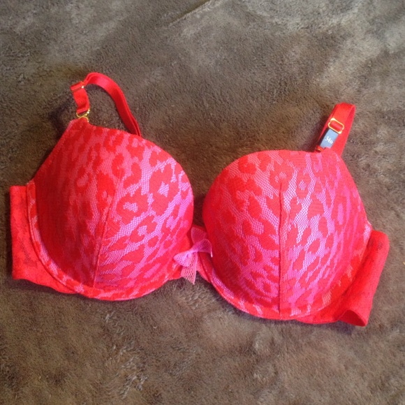 Victoria's Secret Other - NWT 34D Victoria's Secret Sexy Demi Push Up Bra