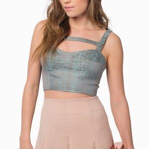 Tobi Crop Top